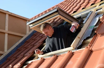 Pose de fenêtres de toit Velux à Maing
